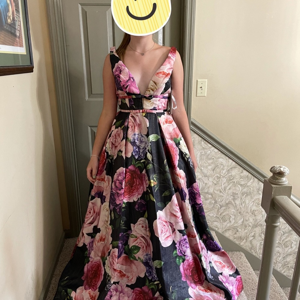NWOT Blush floral formal